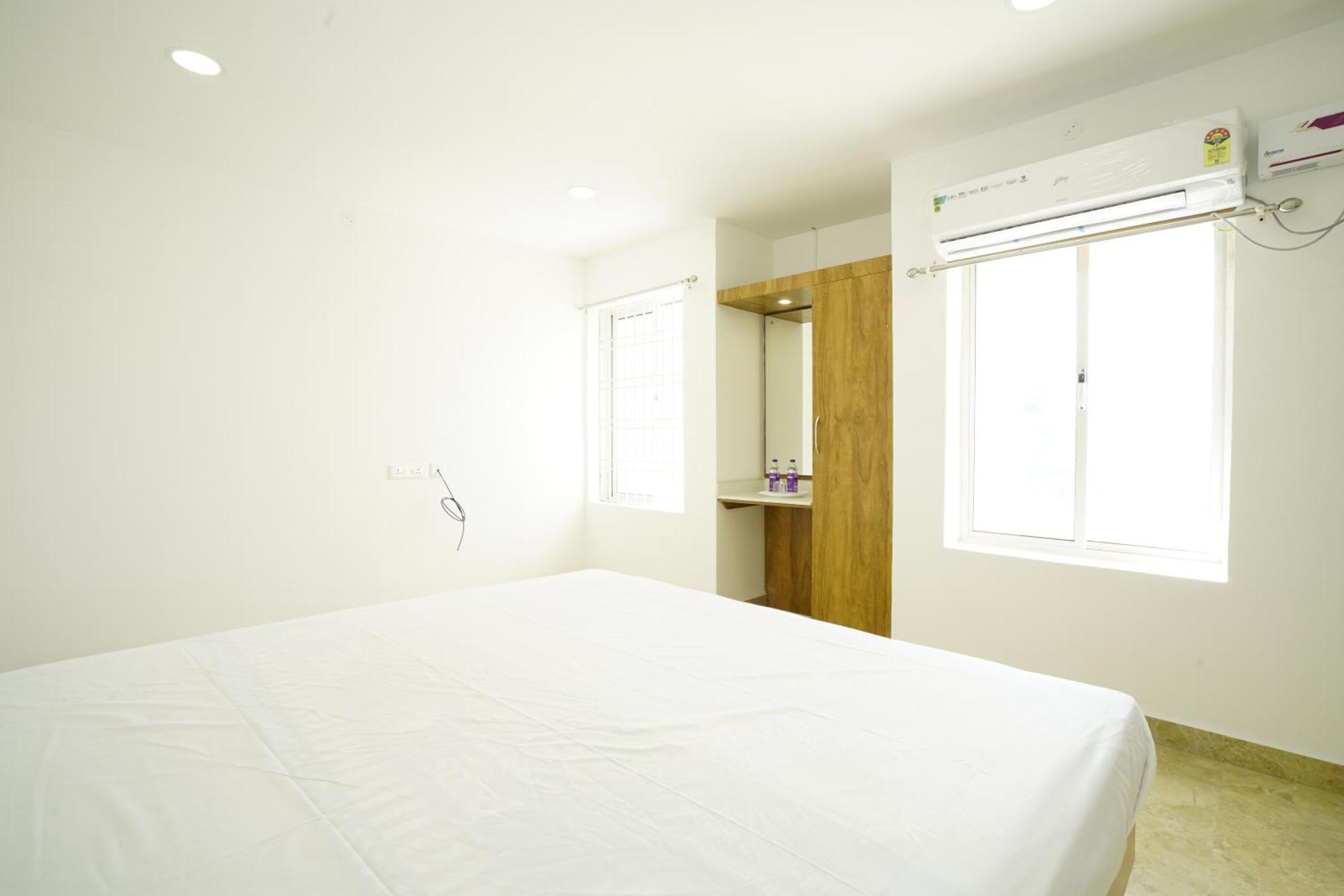 Quilon Residency Kundara Hotel Perumanseri Ngoại thất bức ảnh